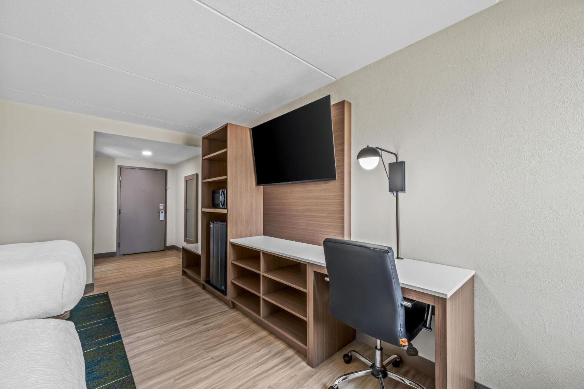 Double Room Two Double Beds Non-Smoking